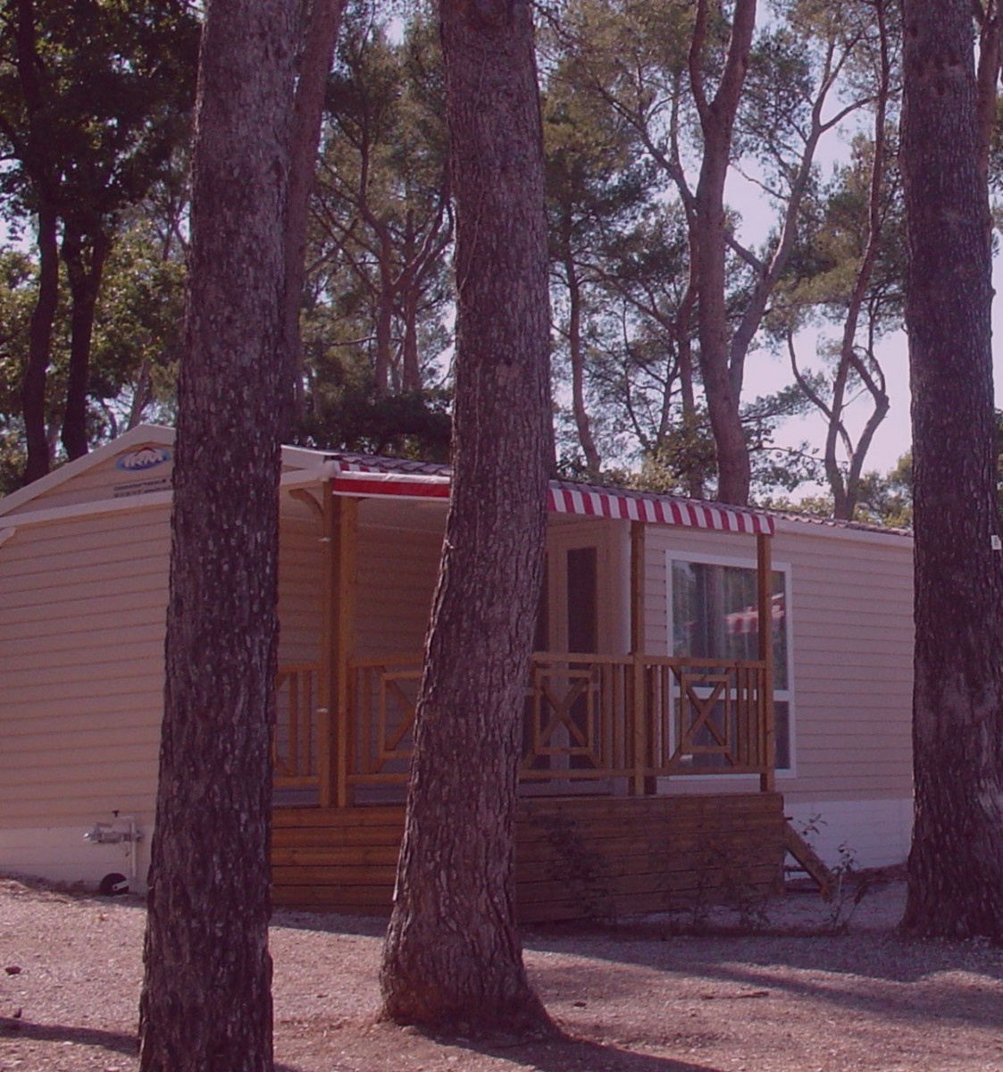 Locations de mobil-home, Aix en Provence, installations soignées & entretenues